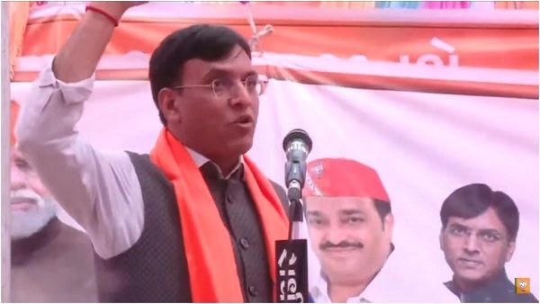 કાર્પેટ બોમ્બાર્ડીંગમાં મનસુખ માડવીયાએ જસદણ ખાતે સભા સંબોધી, કુવરજી બાવળીયા માટે મત માંગ્યા