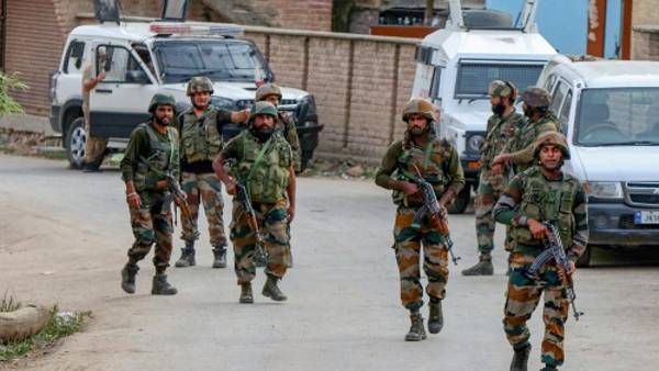 J&K Encounter: જમ્મુ કાશ્મીરના શોપિયાંમાં એનકાઉન્ટર, જૈશ-એ-મોહમ્મદનો એક આતંકી ઠાર મરાયો, ઑપરેશન ચાલુ