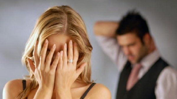 Palmistry: જો તમે વારંવાર છેતરાતા હોય તો તમારી હથેળીમાં આ દુષ્ટ યોગ હોઈ શકે છે