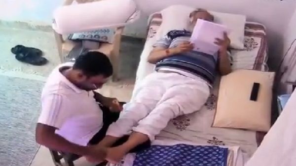 જેલમાં બંધ આપ નેતા સત્યેન્દ્ર જૈનનો મસાજ કરાવતો વીડિયો ભાજપે કર્યો શેર, VVIP ટ્રીટમેન્ટ પર ઉઠાવ્યો સવાલ