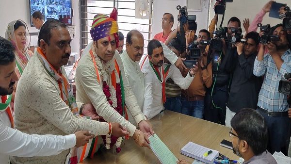 ગાંધીનગરની બે બેઠકોના ઉમેદવારોએ છેલ્લા દિવસે નોધાવી ઉમેદવાર