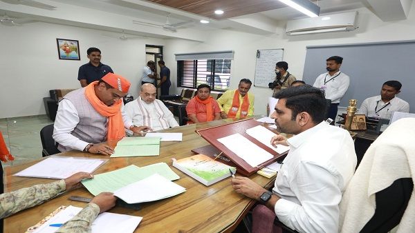ભાજપના સાંણંદના ઉમેદવારના ઉમેદવારી ફોર્મ ભરવામાં અમિત શાહ રહ્યા હાજર