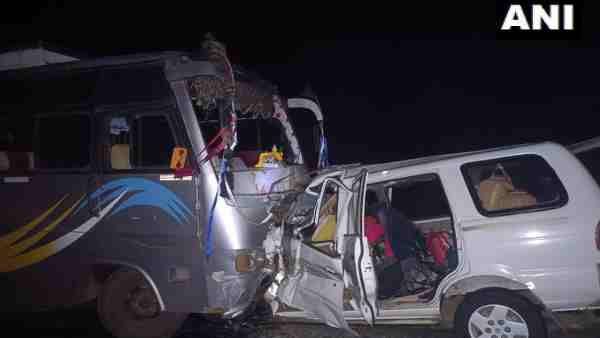 Betul Road Accident : બેતુલમાં કાર અને બસ વચ્ચે સર્જાયો અકસ્માત, 11 ના મોત