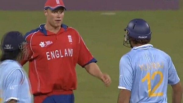 યુવરાજ સિંહ અને એન્ડ્ર્યુ ફ્લિન્ટોફ વચ્ચે વિવાદ