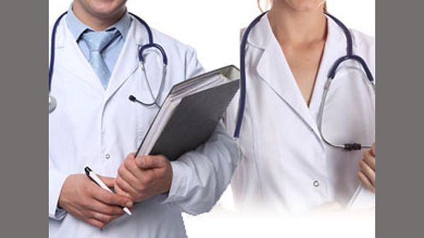 કેન્દ્ર પાસે ડોક્ટરોની ટીમ મોકલવાની માંગ