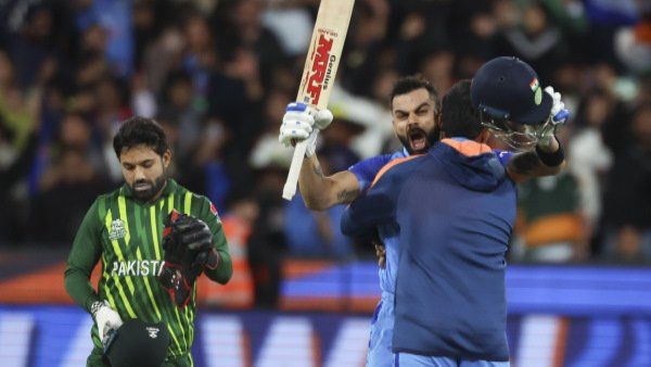 મહિલા બોલી મને કોહલીનો ડર લાગે છે મહિલા બોલી મને કોહલીનો ડર લાગે છે