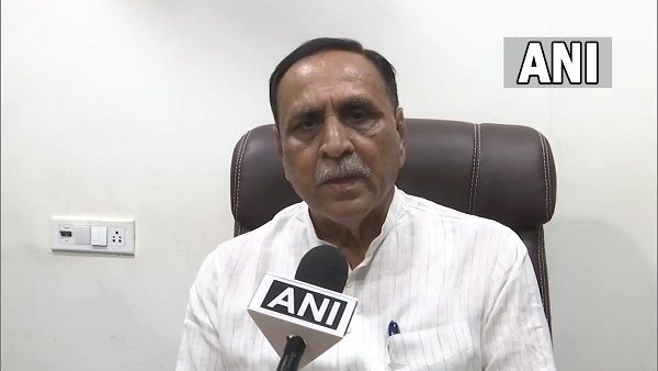 નીતિન પટેલ અને વિજય રૂપાણીએ સ્વૈચ્છાએ ના પાડી કે પત્તા કપાયાં?