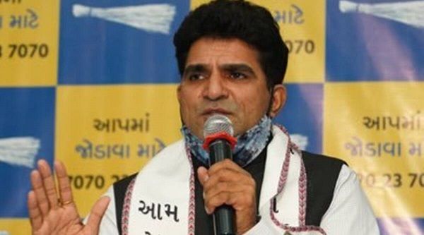 ઈસુદાન ગઢવી આમ આદમી પાર્ટીના સીએમ ઉમેદવાર બન્યા
