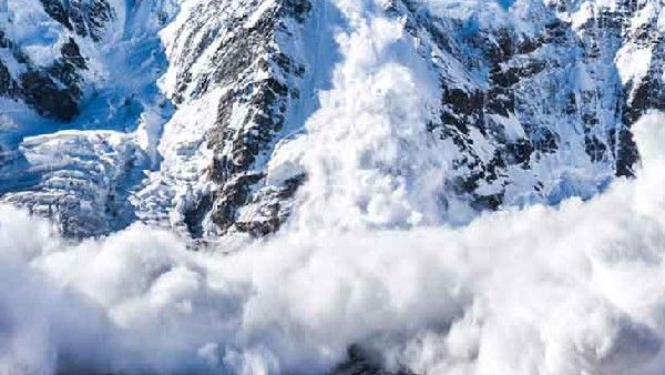 કુપવાડાના માછિલ સેક્ટરમાં હિમસ્ખલન, ત્રણ જવાન શહિદ!