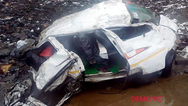 જમ્મુ કાશ્મીર: કિશ્તવાડમાં ખાઇમાં પડી કાર, 8 લોકોના મોત