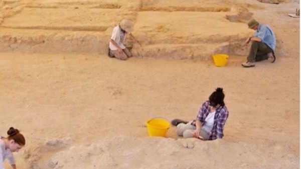 UAEમાં મળ્યો ઇસ્લામના ઉદય પહેલાનો મઠ, ધર્મ પરીવર્તન માટે બનાવાયા હતા રૂમ, ભારત સાથે કનેક્શન