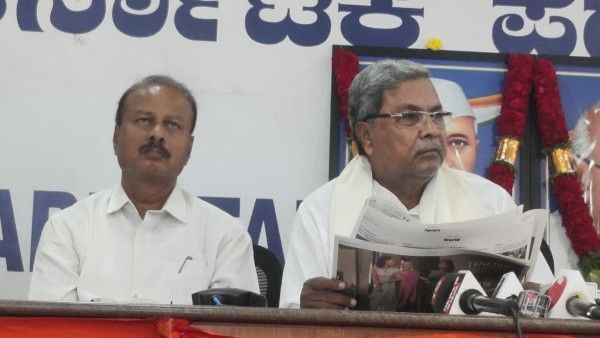 સિદ્ધારમૈયાએ RSS પર કર્યો હુમલો, કહ્યું- તેમણે હંમેશા અંગ્રેજોનો પક્ષ લીધો