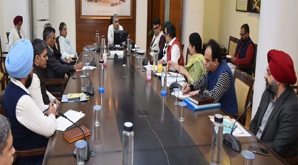 ભેળસેળ કરનારાઓની ખેર નથી, પંજાબના મુખ્ય સચિવ વિજય જંજુઆએ બોલાવી ઉચ્ચ સ્તરીય બેઠક