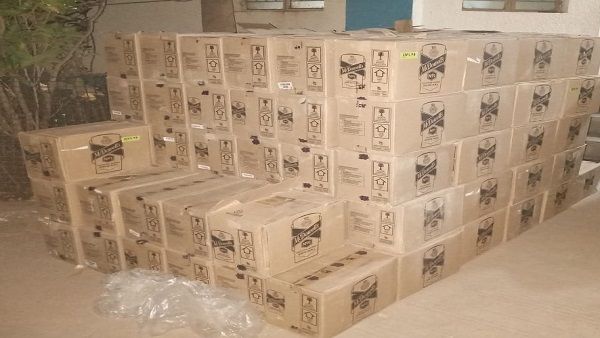 ભાવનગરના નવાગામ પાસેથી ૩૩૮ પેટી વિદેશી દારૂ ઝડપાયો, 31.11 લાખનો મુદ્દામાલ જપ્ત!