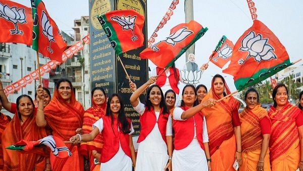 કોગ્રેસથી દુર થતા વોટર