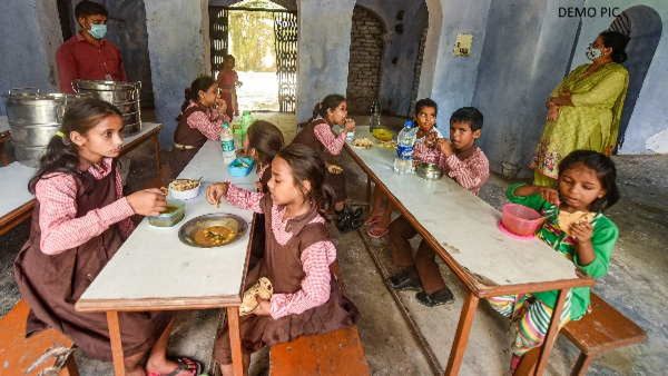 પંજાબ શિક્ષણ વિભાગે મિડ ડે મીલમાં કર્યો ફેરફાર, ભોજન માટે આપ્યા આ નિર્દેશ