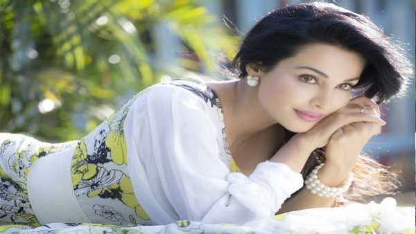 ફ્લોરા સૈનીએ જણાવી પોતાની આપવીતી