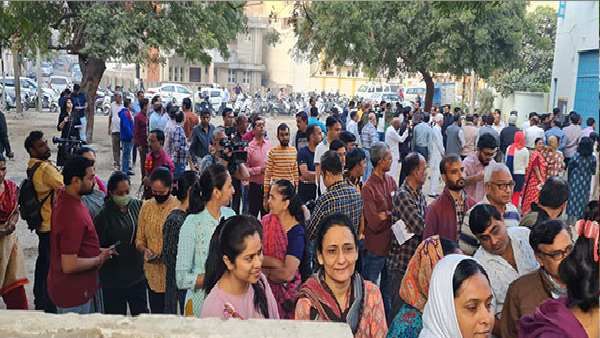 Gujarat Assembly Election 2022 : ધોરાજીમાં બોગસ બુથ લેવલ ઓફિસર ઝડપાયા, જિલ્લા ચૂંટણી અધિકારીએ કાર્યવાહી કરી