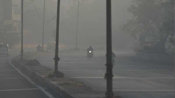 પટનામાં શાળાઓ બંધ