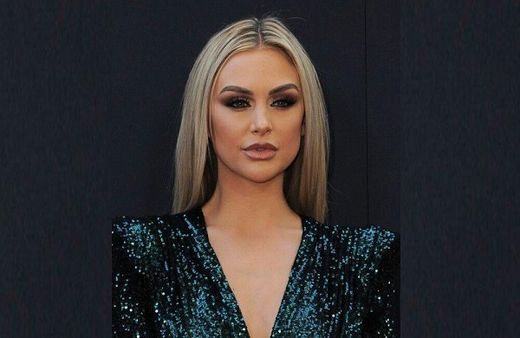 લેલે કેંટ ટીવી સાથે સાથે મોડલિંગ પણ કરે છે