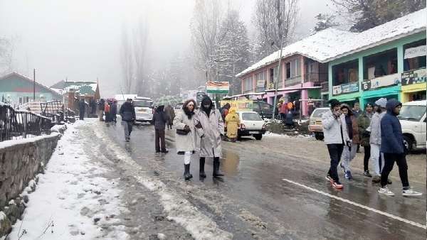 શ્રીનગરમાં તાપમાન માઈનસમાં ગયુ