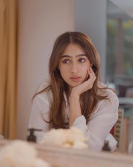 પશ્મિના રોશન