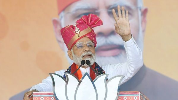 કોંગ્રેસ પાર્ટી વર્ષોથી એક જ વાત કરે છે કે ગરીબી હટાવો. સત્તા એમની હતી છતા ગરીબી દુર નથી કરી: નરેન્દ્ર મોદી