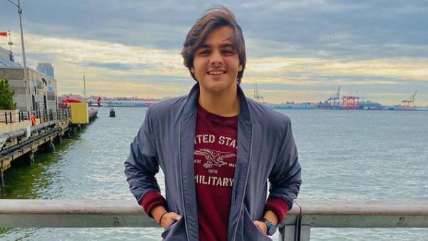 આશિષ ચંચલાની આશિષ ચંચલાની