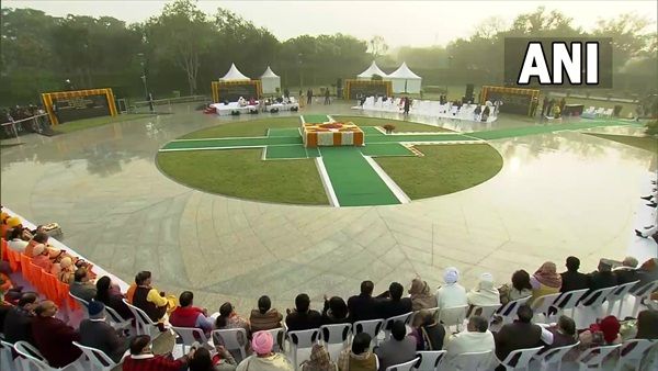 Atal Bihari Vajpayee Jayanti: આજે અટલ બિહારી વાજપેયીની જન્મજયંતિ, PM મોદી સહિત અને નેતાઓએ આપી શ્રદ્ધાંજલિ