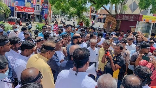 શ્રીલંકાને ફસાવી રહ્યું છે ચીન