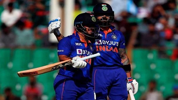 વિરાટ કોહલી આવ્યા ઉપર