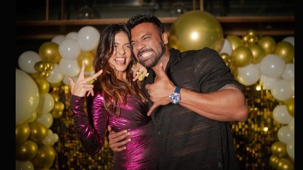 દિવ્યા અગ્રવાલ અને અપુર્વ