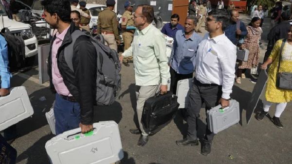 Tax પર સંપૂર્ણ કબ્જો