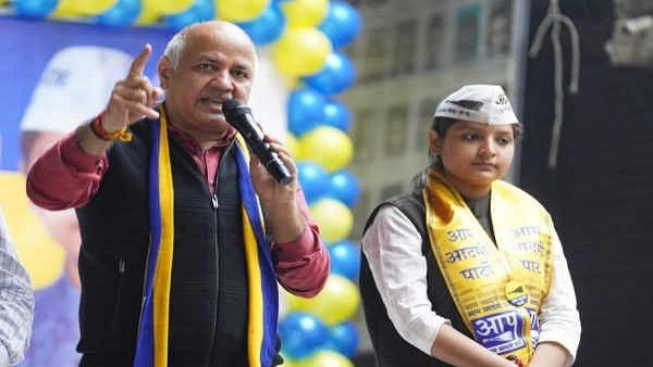 શિવાની પંચાલ 24 વર્ષની ઉંમરે કોર્પોરેટર બની શિવાની પંચાલ 24 વર્ષની ઉંમરે કોર્પોરેટર બની