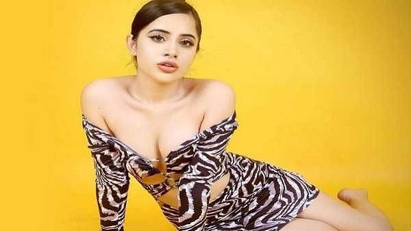 રિવીલિંગ કપડામાં શૂટિંગ કરી રહી હતી ઉર્ફી જાવેદ