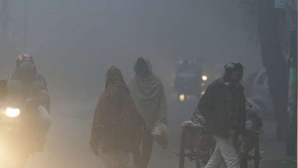 Weather Update: દિલ્લી સહિત સમગ્ર ઉત્તર ભારતમાં ગાઢ ધૂમ્મસ અને શીત લહેર સાથે ઠંડી વધશે. IMDએ આપ્યુ એલર્ટ