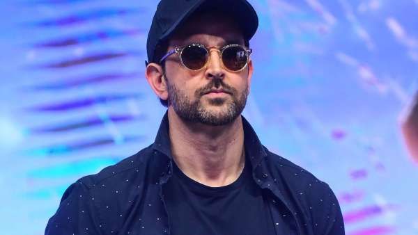Hrithik Net Worth: ઋતિક રોશનની પહેલી સેલેરી 100 રુપિયા, હવે તેની પાસે ઘર છે 100 કરોડનુ ઘર