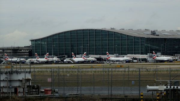 હિથ્રો એરપોર્ટ પર પાકિસ્તાનની આવ્યુ હતું યુરેનિયમ, જાણો તપાસમાં બીજુ શું મળ્યુ?