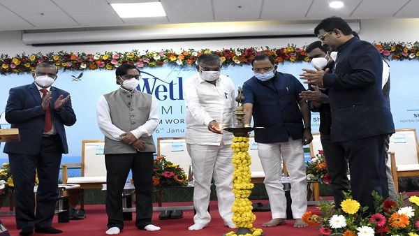 મહાત્મા મંદિર, ગાંધીનગર ખાતે એક દિવસીય ‘ઇન્ટરનેશનલ વેટલેન્ડ સેમિનાર’ યોજાયો