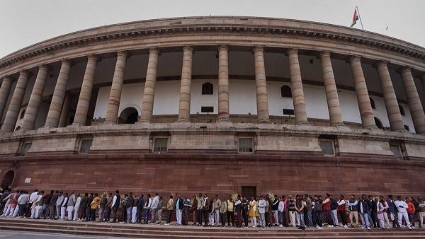 Defence Budget 2023: નવા હથિયારો માટે ખુલશે ખજાનો?