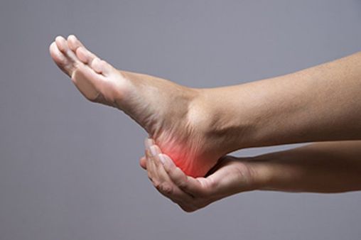 Heel Pain : એડીના દુખાવાથી છુટકારો મેળવવા માટે અપનાવો આ ઘરેલું ઉપચાર
