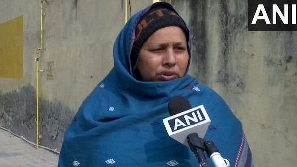 નિધિની મમ્મીનો મોટો ખુલાસો: મારી પુત્રી ના ભાગતી તો એને પણ કુચલી દેવામાં આવી હોત