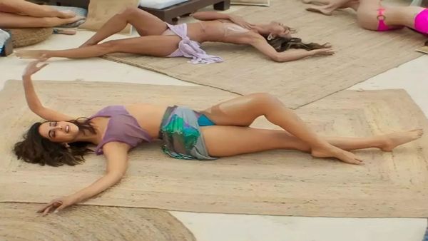 100 કરોડનો આંકડો પાર કરશે પઠાણ? 100 કરોડનો આંકડો પાર કરશે પઠાણ?