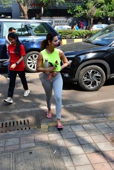 મલાઈકા ફિટનેસ ફ્રિક અભિનેત્રી છે