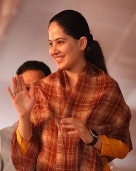 સાચુ નામ જયા શર્મા છે