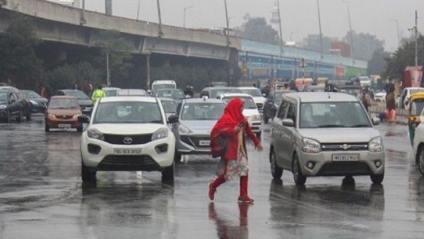 દિલ્હી સહિત સમગ્ર ઉત્તર ભારતમાં વરસાદ પડી રહ્યો છે