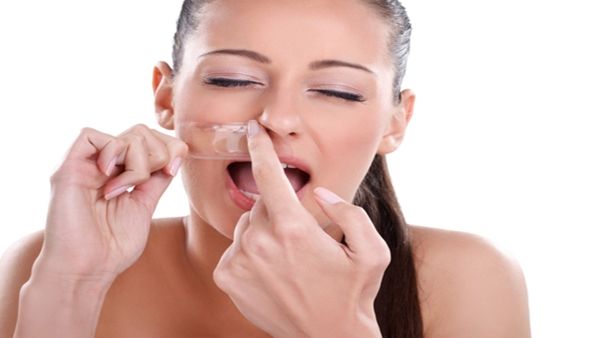 Skin Care Tips : નાક પર વારંવાર જમા થઇ જાય છે કચરો, આ ટીપ્સથી થશે દૂર