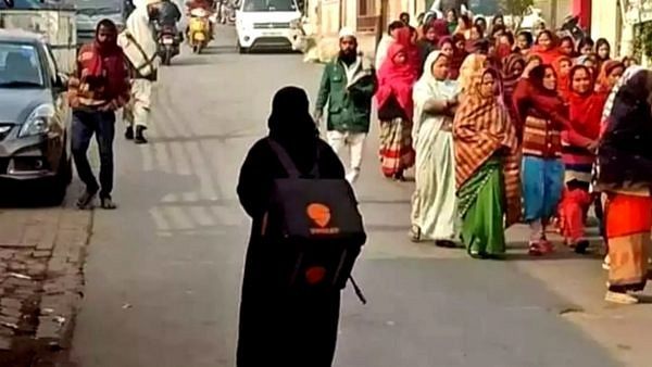 3 બાળકોની સિંગલ મધર છે રીઝવાના 3 બાળકોની સિંગલ મધર છે રીઝવાના