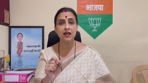 ઉર્ફી ને જલ્દી ગિરફ્તાર કરો...