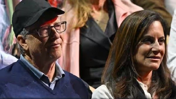 બિલ ગેટ્સની નવી ગર્લફ્રેન્ડ પૌલા હર્ડ કોણ છે? જુઓ ફોટો